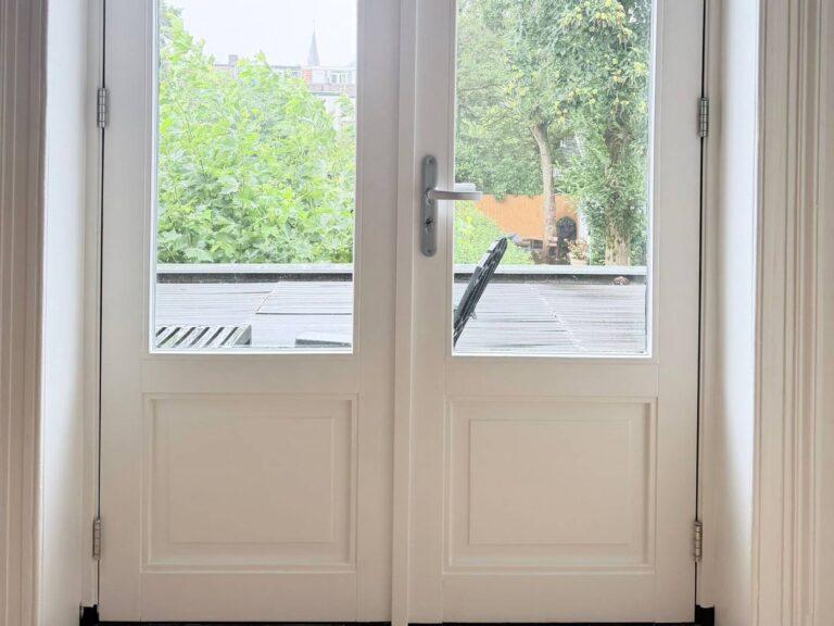 Binnenschilderwerk in herenhuis in Breda door Husman Schilders